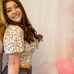 Boho floral top!